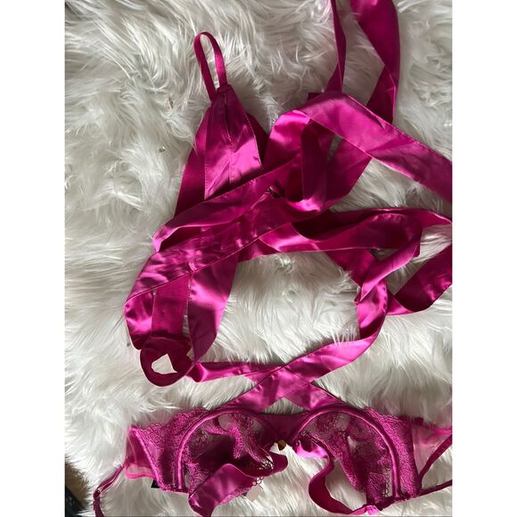 VICTORIA SECRET sz M TEDDY PINK SATIN LACE ONE PIECE V STRING VALENTINE NWT - Picture 7 of 7